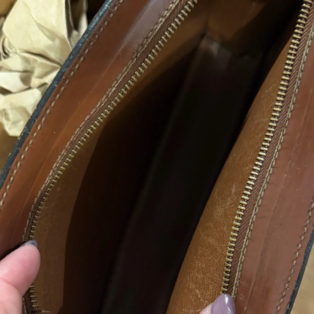 Louis Vuitton Toiletry Pouch Poche Toilette